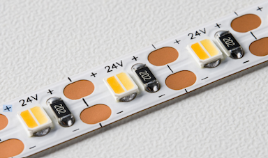 24V-8 mm dvojni barvni svetlobni trak z nizko napetostjo: kot nalašč za notranjo/zunanjo uporabo? Kaj je varno za projekte dekorja doma?
